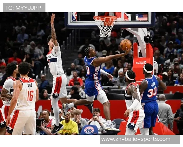 76人对决雄鹿恩比德与格莱姆斯出战存疑乔治有望复出助阵 76人对决雄鹿恩比德与格莱姆斯出战存疑乔治有望复出助阵